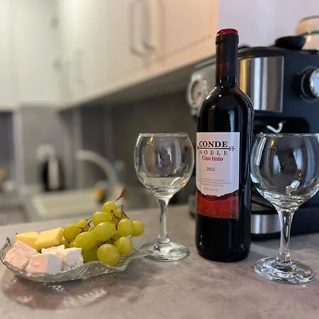 Snowflake- Luxury With A Bottle Of Wine,free Parking And In Royal Park *