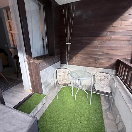 아파트 Snowflake- Luxury With A Bottle Of Wine,free Parking And In Royal Park 반스코