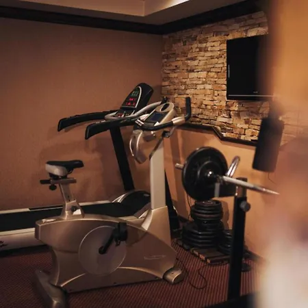 Snowflake- Luxury With A Bottle Of Wine,free Parking And In Royal Park Апартамент