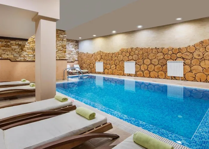 Snowflake- Luxury With A Bottle Of Wine,free Parking And In Royal Park * Bansko